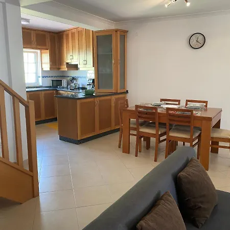 78 - Casa Limao Semesterbostad Ferrel (Leiria)