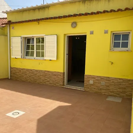 78 - Casa Limao Феррел